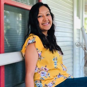 Meet your Posher, Vicky